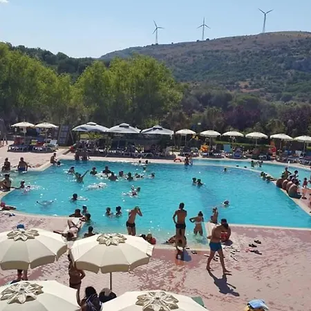 Il Fiume Carrubba Camping 4stelle * Melilli